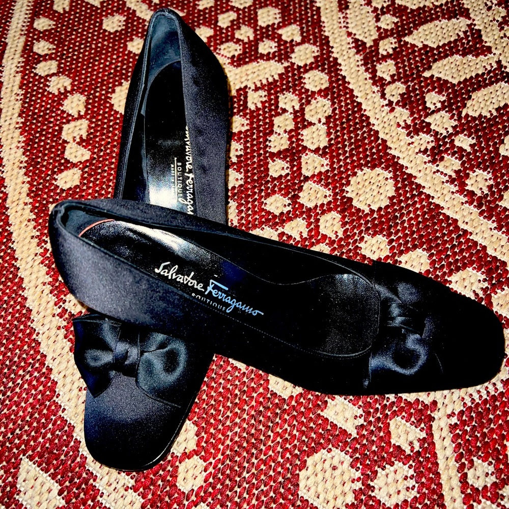 Salvatore Ferragamo Black Satin Bow Pumps